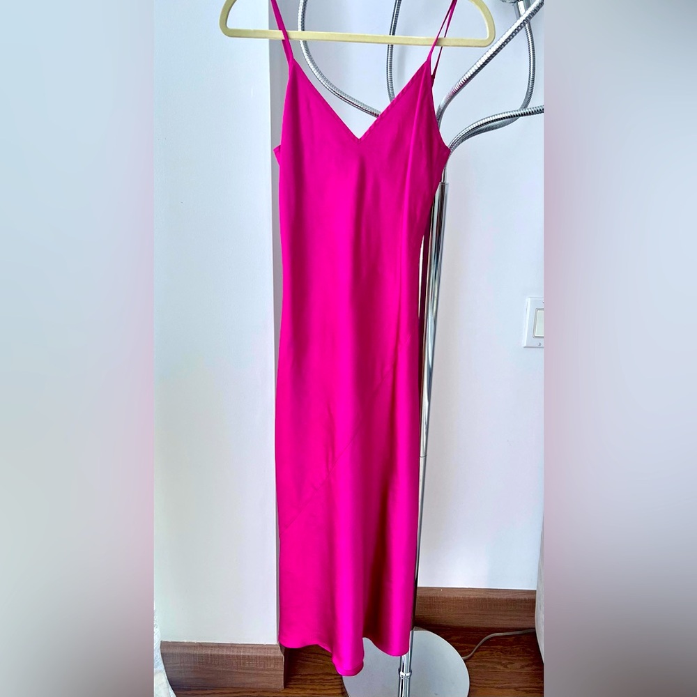 Gorgeous dress, never worn